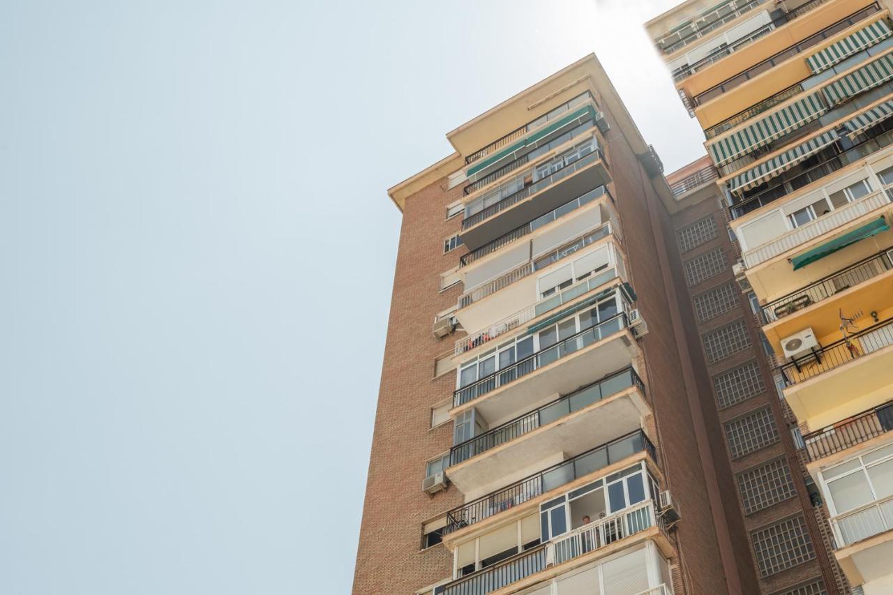 Tuguest Heroe Apartment มาลากา ภายนอก รูปภาพ