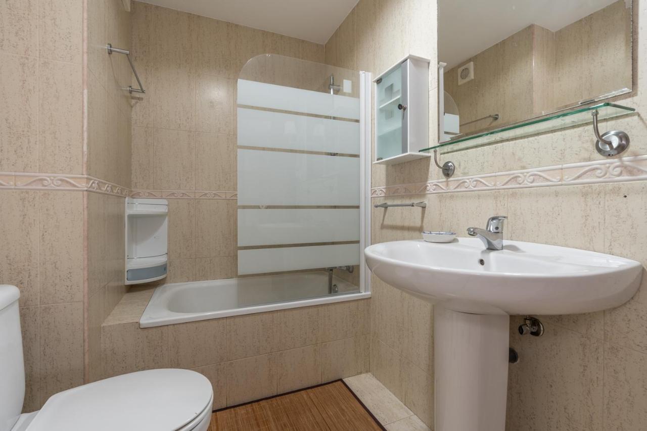 Tuguest Heroe Apartment มาลากา ภายนอก รูปภาพ